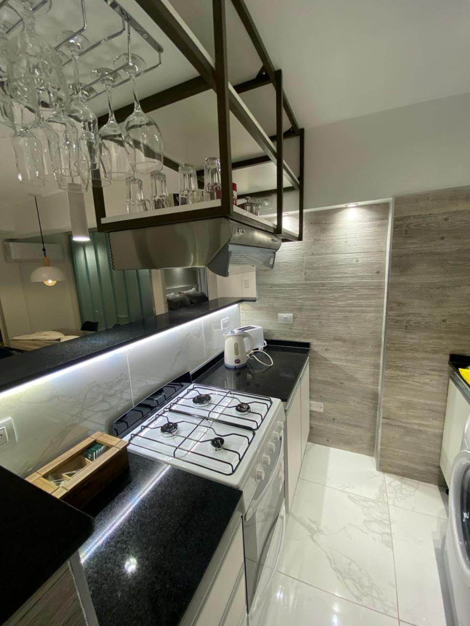 Departamento Centrico Con Cochera - Cordoba Argentina- المظهر الخارجي الصورة