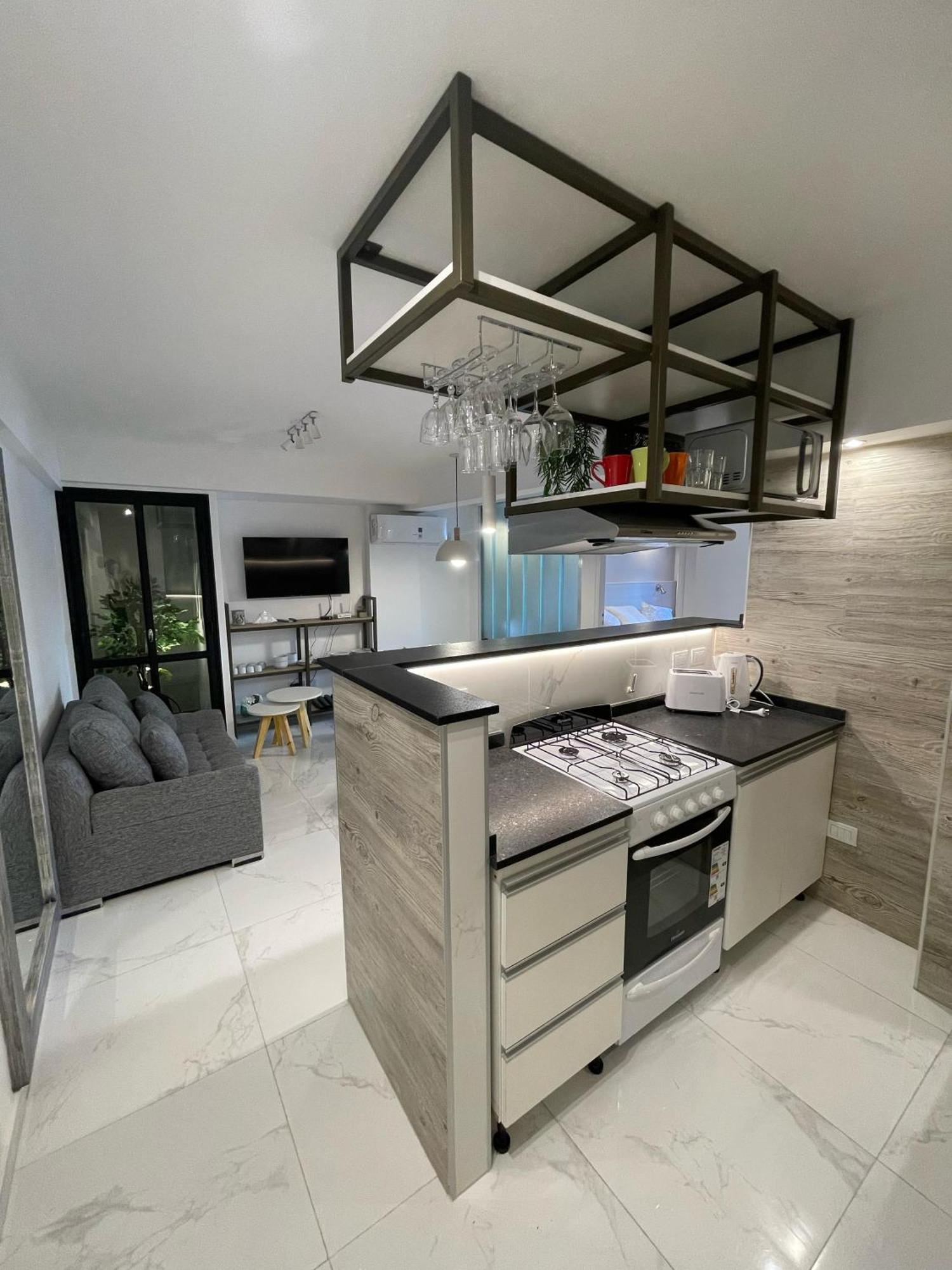 Departamento Centrico Con Cochera - Cordoba Argentina- المظهر الخارجي الصورة